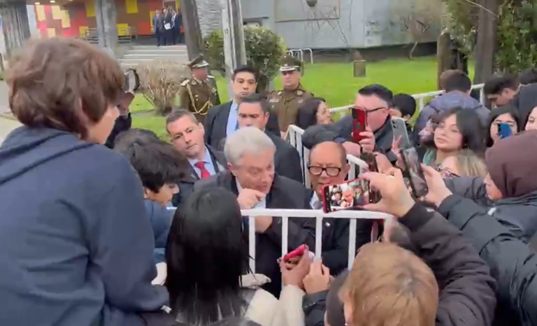 ¿Por qué la mujer que increpó al presidente José Antonio Kast en Villarrica fue detenida?