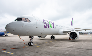 Recrean con IA a fallecido fundador de Sky para su aniversario 25 de aerolínea: mira el video aquí