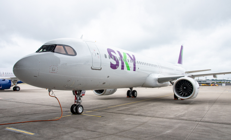Recrean con IA a fallecido fundador de Sky para su aniversario 25 de aerolínea: mira el video aquí