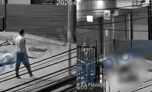 Video muestra brutal ataque de persona en situación de calle a transeúnte en Concepción
