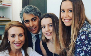 Así de grande está Manuela, hija de Karen Doggenweiler y Marco Enríquez-Ominami Mezcla perfecta