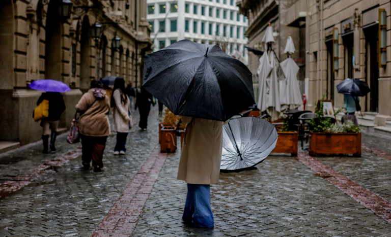 ¿En qué regiones lloverá más? Este es el pronóstico del nuevo sistema frontal que llega el jueves