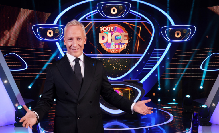 Martín Cárcamo se viste de gala: '¡Qué dice Chile!' tendrá versión VIP con famosos compitiendo