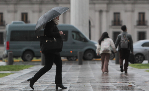 DMC emite alerta meteorológica por intensas lluvias en 5 regiones del país: RM se verá afectada
