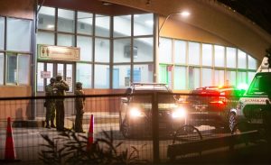 Dos muertos y un vehículo incendiado dejó violenta balacera en San Bernardo