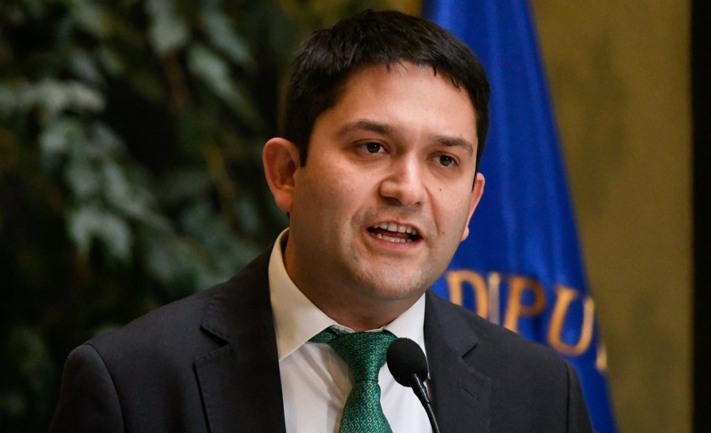 Diputado César Valenzuela