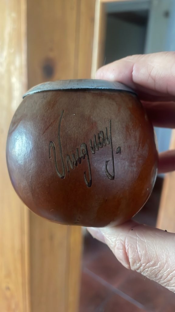 Remigio Remedy exhibió regalo de Fernando Kliche que "atesora"
