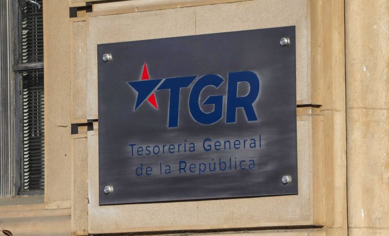 Tesorería comenzará cobranza a personas y empleadores con deudas previsionales: este es el mecanismo
