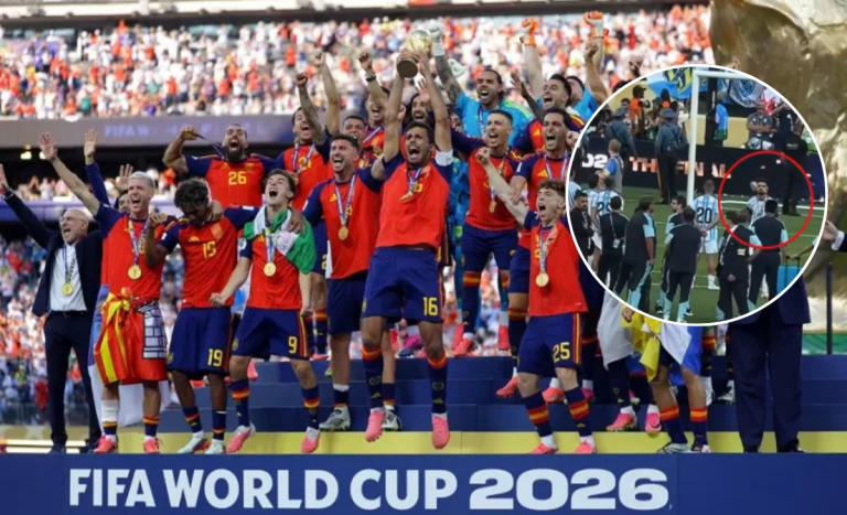 Un buen perdedor: viralizan imagen del único jugador de Argentina que no se giró ante España campeón