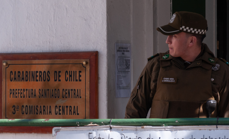 Funcionarios de Carabineros recibían dos sueldos por hacer una misma labor: tenían doble contrato