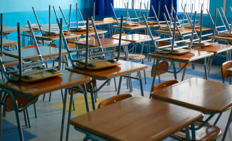 Caso de tuberculosis en colegio de Concepción: examinan a quienes tuvieron contacto con adolescente