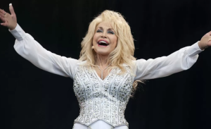 Revelan la enfermedad que enfrentó Dolly Parton en sus últimos días y que causó su muerte