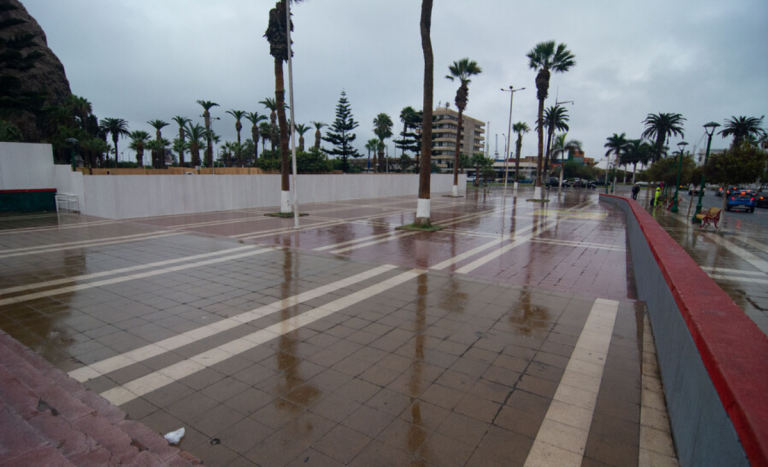 Temporal golpea a Arica: fuertes vientos y polvo obligan a suspender clases y dejan a miles sin luz