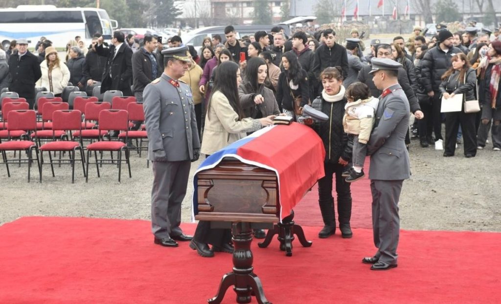 Con honores: así fue el último adiós de militar fallecido durante grave colisión en Los Ángeles