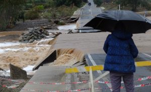 Familias aisladas por el intenso sistema frontal en el centro y sur del país