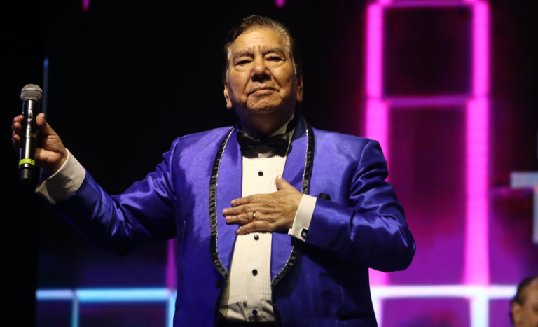 Exdirector de la Sonora Tommy Rey busca quitarle la histórica marca a familia del cantante