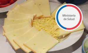Minsal emite alerta alimentaria por Listeria: detectó bacteria en queso de conocida marca