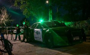 Horrendo parricidio en San Joaquín: joven mató a su madre y pasó la noche con su cuerpo en el piso
