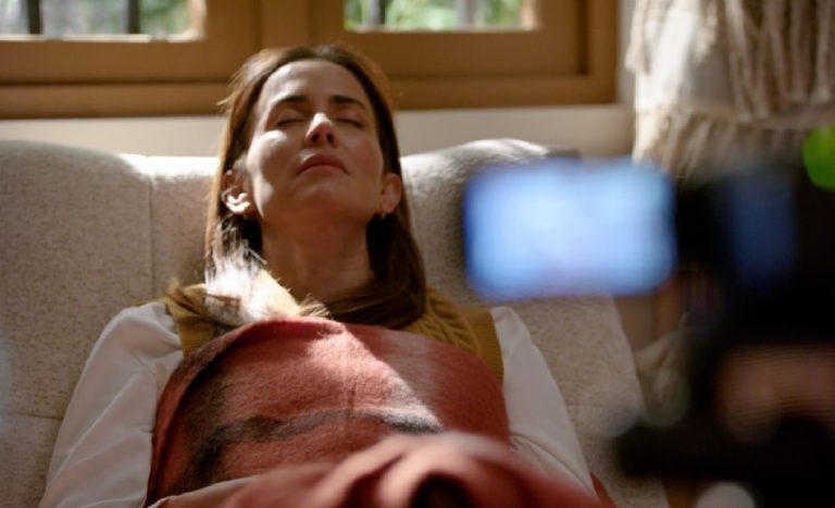 Seguidores de 'La Baronesa' lanzaron sus teorías tras inquietante regresión de Clara: 