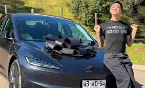 Tomi de The Ellas Show cumplió anhelado sueño con millonaria compra: mostró su nuevo Tesla