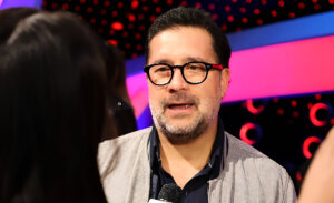 Ejecutivo clave de Chilevisión, Alexis Zamora, habría dicho adiós al canal tras un año en el puesto
