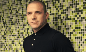 ¿Qué pasa con el futuro televisivo de Julián Elfenbein? Esto se sabe tras su ausencia en CHV