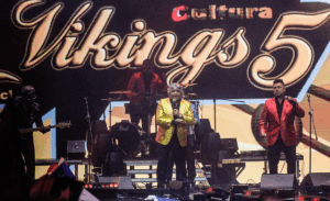 Vocalista de Viking's 5 y críticas por haber cantado en campaña de Kast: “Yo trabajo por plata”