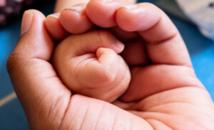 ¿Qué es el Bono por Nacimiento y cómo puedo cobrar el beneficio? Revisa a quién le corresponde