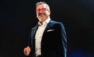 Eduardo Fuentes vuelve a la conducción estelar y al formato Late: 