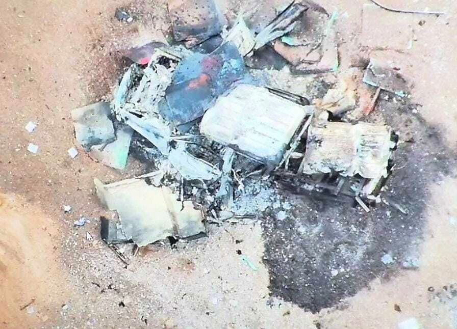 Camioneta explotó tras activar mina antitanque en la frontera entre Chile y Perú: así quedó
