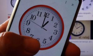 ¿Qué hora marca tu reloj? Revisa el horario oficial de Chile tras el cambio