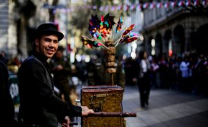 Juegos típicos de Fiestas Patrias que puedes hacer en casa para divertirte con familia y amigos
