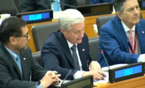 Lo compararon con Boric: las reacciones que dejó discurso en inglés del presidente Kast ante la ONU