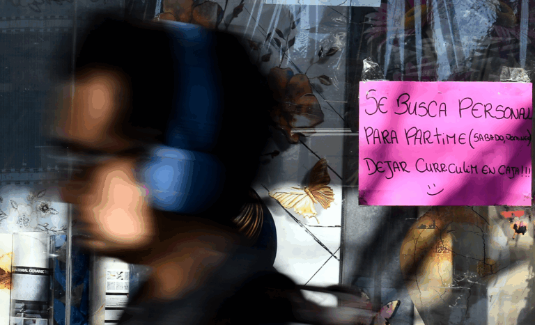 ¿Estás sin trabajo? Estos son los beneficios económicos que puedes revisar en octubre