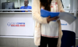 Funcionaria acumuló 345 días de licencias médicas, fue desvinculada y Corte ratificó la medida