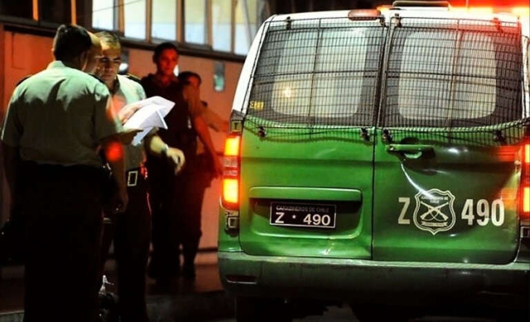 Hombre en Alto Hospicio atropelló a su yerno y chocó su auto contra la casa de su hija: quedó preso