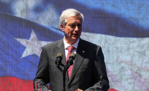 Cadem: baja aprobación de Kast y 60% cree que se debe eliminar el indulto presidencial