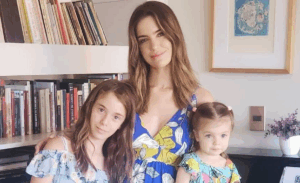 Millaray Viera celebró su cumpleaños en Alfombra Roja con especial sorpresa de su hija