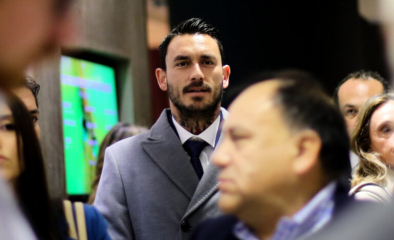 Mauricio Pinilla acumula seis demandas de Primus Capital por deudas que superan los $1.600 millones
