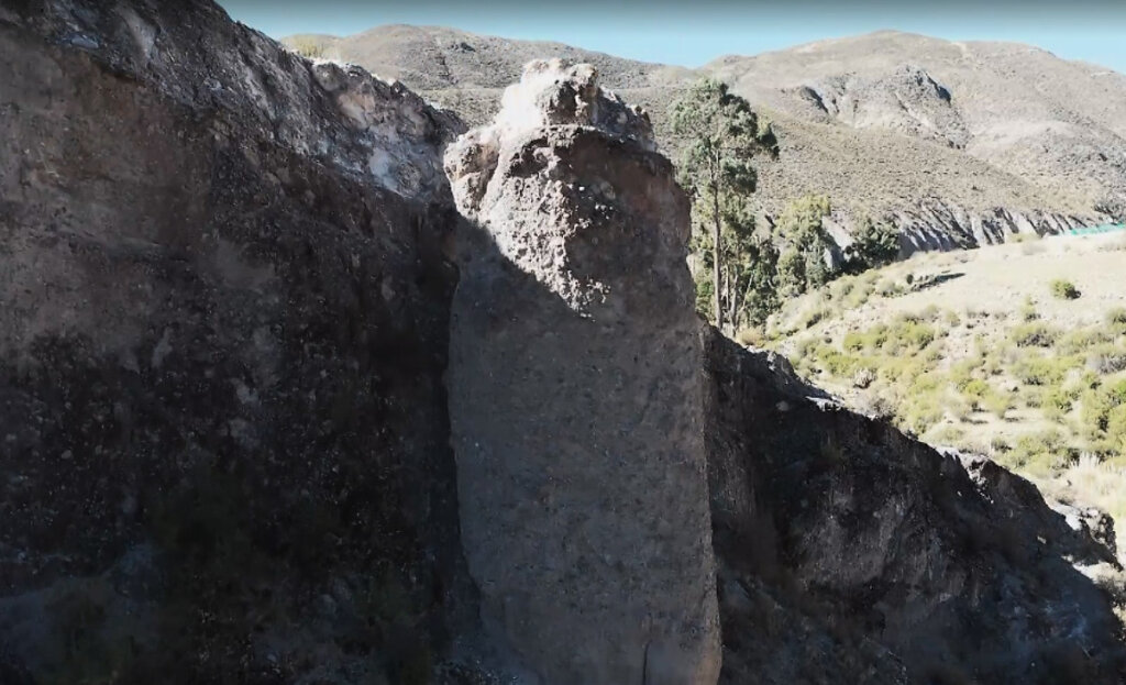 "¿Un pene?": la reacción de Pancho Saavedra al descubrir curiosa figura natural en el norte de Chile