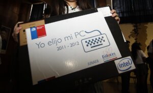 ¿Fin al programa 'Yo elijo mi PC'? Presupuesto 2027 de Kast corta entrega de notebooks a estudiantes