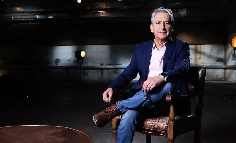 Emilio Sutherland vuelve a la conducción de programas en Canal 13: ¿de qué trata su nuevo desafío?