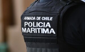 Denuncia de violación remece a Rapa Nui: 2 funcionarios de la Armada quedaron en prisión preventiva