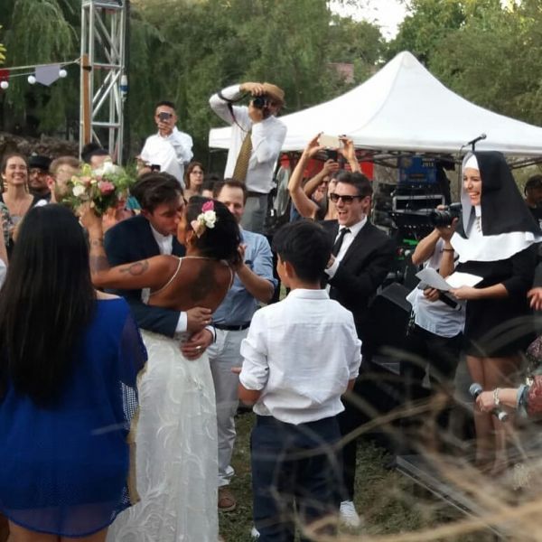 Ana Tijoux se casó usando zapatillas y con ceremonia que tuvo a Natalia  Valdebenito vestida de monja | Tv y Espectáculos | Página 7